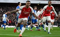 Vòng 17 Ngoại hạng Anh: Hạ Brighton, Arsenal đánh chiếm ngôi đầu