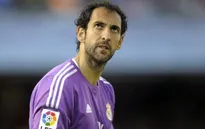 "Ác mộng" của Iker Casillas và Messi tuyên bố giải nghệ