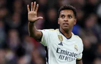 Rodrygo tỏa sáng, Real Madrid dẫn đầu La Liga