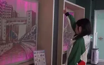 Vải thông minh đổi màu bằng một cử chỉ đơn giản