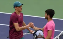 Carlos Alcaraz thua ngược Jannik Sinner tại bán kết Miami mở rộng