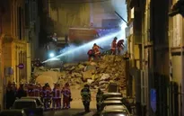 Khẩn trương cứu hộ vụ sập nhà ở Marseille, Pháp