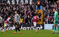 Watkins rực sáng, Aston Villa bất ngờ thắng đậm Newcastle