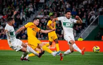 Thắng áp đảo Elche, Barcelona giữ vững ngôi đầu La Liga