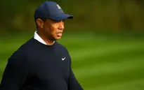 Tiger Woods tiếp tục trải qua 1 cuộc phẫu thuật
