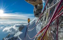 Cấp phép cho số lượng kỷ lục các nhà leo núi Everest