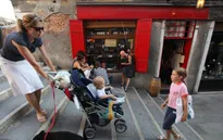 Tỷ lệ sinh tại Italy thấp chưa từng thấy