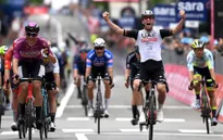Pascal Ackermann về nhất chặng 11 giải xe đạp Giro D'Italia