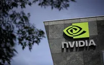 Vốn hóa Nvidia vượt mốc 1.000 tỷ USD
