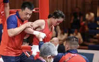 Võ sĩ Nguyễn Thị Tâm đứt dây chằng đầu gối