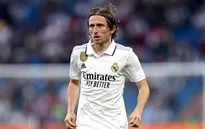 Điểm tin: Modric tiếp tục ở lại Real, PSG gấp rút tìm HLV