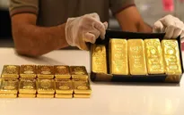 Giá vàng châu Á chạm mức cao nhất trong gần một tháng