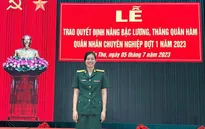 Ánh Viên khiến dân mạng trầm trồ với quân hàm Trung tá