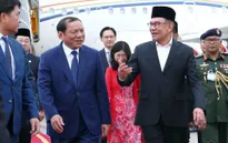 Thủ tướng Malaysia đến Hà Nội, bắt đầu chuyến thăm chính thức Việt Nam