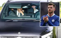 Mason Mount kiểm tra y tế tại Man Utd