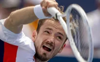 Daniil Medvedev bị loại ở tứ kết Canada mở rộng