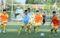 U23 Việt Nam tích cực mài sắc lối chơi sở trường trong buổi tập đầu tiên tại Rayong