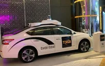 Dịch vụ xe taxi tự lái miễn phí tại UAE