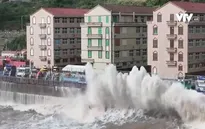 Trung Quốc nâng mức ứng phó bão Khanun