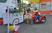 Xe cà phê “vừa có hoa, vừa có niềm vui” ở thành phố Hồ Chí Minh