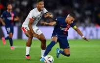 Vòng 5 Ligue I | Mbappe lập cú đúp, PSG vẫn nhận thất bại đầu tiên của mùa giải