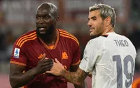 AC Milan vượt qua AS Roma trên sân khách
