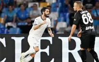 Napoli nhận thất bại đầu tiên ở mùa giải năm nay