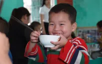 19 năm học nhờ hội trường thôn đầy gian nan, vất vả