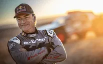 Tay đua 62 tuổi dẫn đầu giải Dakar Rally 2024