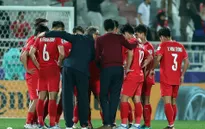 Thua Indonesia, HLV Troussier vẫn ca ngợi các học trò ở ĐT Việt Nam