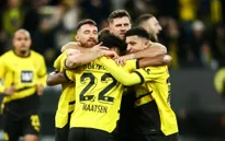 Dortmund áp sát top 4 Bundesliga