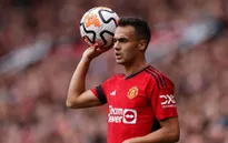 Manchester United chia tay Sergio Reguilon