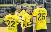 Dortmund giành chiến thắng cách biệt trên sân nhà