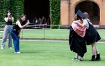 Du học sinh lũ lượt rời khỏi Australia vì quy định siết thị thực