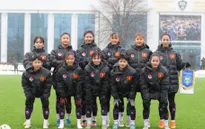 ĐT U20 nữ Việt Nam cầm hoà chủ nhà Uzbekistan dưới mưa tuyết