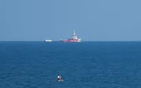 Chuyến hàng viện trợ qua đường biển đầu tiên tới Gaza