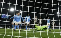 Napoli giành chiến thắng trước Juventus trên sân nhà