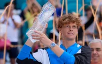 Thắng dễ Dimitrov, Jannik Sinner vô địch Miami mở rộng 2024