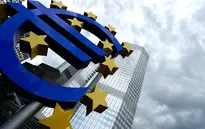 ECB lần thứ 5 giữ nguyên lãi suất