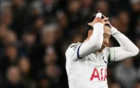 Tottenham bỏ lỡ cơ hội vào top 4 Ngoại hạng Anh