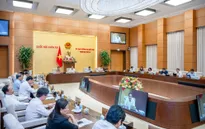 UBTVQH, Chính phủ chỉ đạo khẩn trương hoàn thiện chế độ tiền lương mới từ 1/7