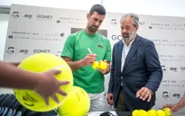 Novak Djokovic tham dự giải ATP 250 để bảo vệ ngôi vị số 1 thế giới