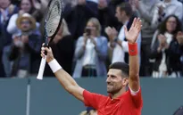 Novak Djokovic vào tứ kết giải quần vợt Geneva mở rộng trong ngày sinh nhật