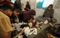 Tấn công UAV vào trường học được dùng làm nơi trú ẩn ở Gaza, ít nhất 10 người thiệt mạng