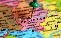 Xe bus lao xuống khe núi ở Pakistan khiến ít nhất 29 người thiệt mạng