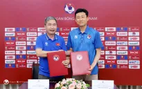 LĐBĐVN chính thức ký hợp đồng với trợ lý HLV trưởng Choi Won Kwon