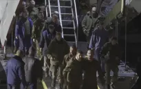 Nga và Ukraine trao đổi tù binh