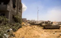 Israel tiến sâu hơn vào phía Nam và phía Bắc Gaza, nhiều người Palestine thiệt mạng