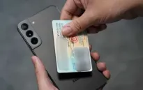 Cách quét chip NFC xác thực sinh trắc học trên smartphone