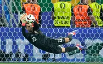 Roberto Martinez không tiếc lời ca ngợi người hùng của Bồ Đào Nha